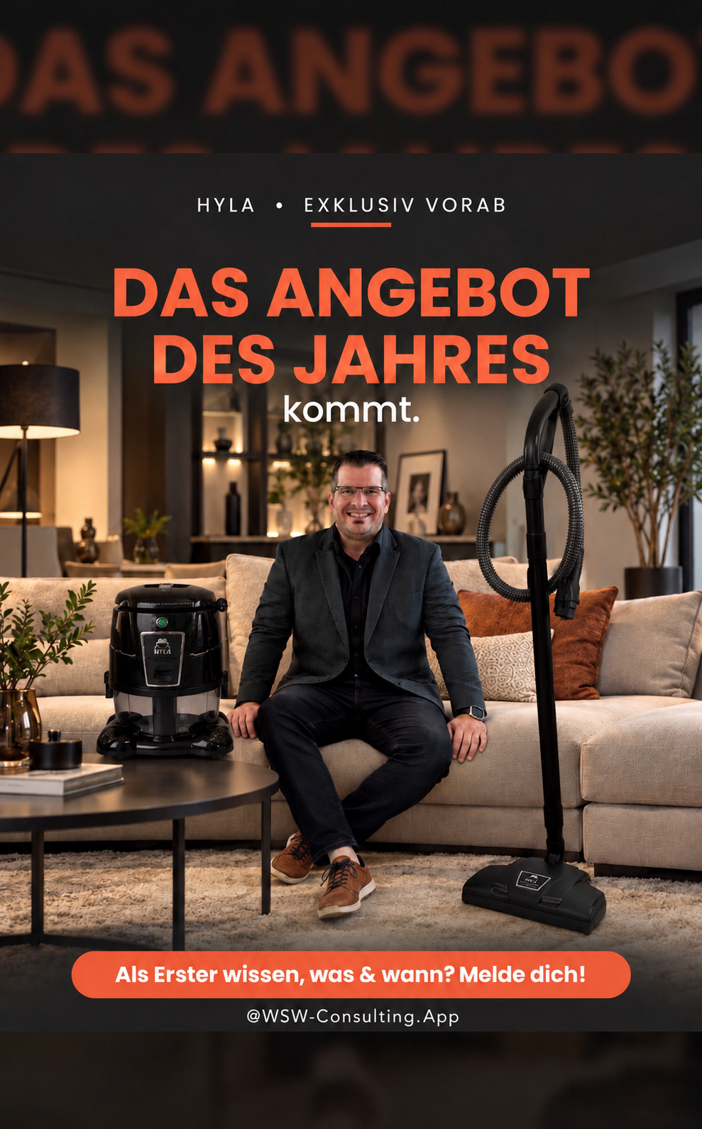 Wolfgang Stefan Weber persönlich mit dem HYLA auf einem Sofa – Hinweis „Das Angebot des Jahres kommt“ zur HYLA Black Week 2026